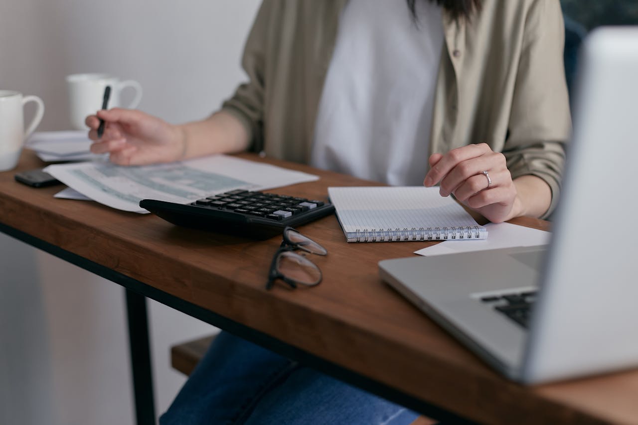 Salary vs Dividends Calculator